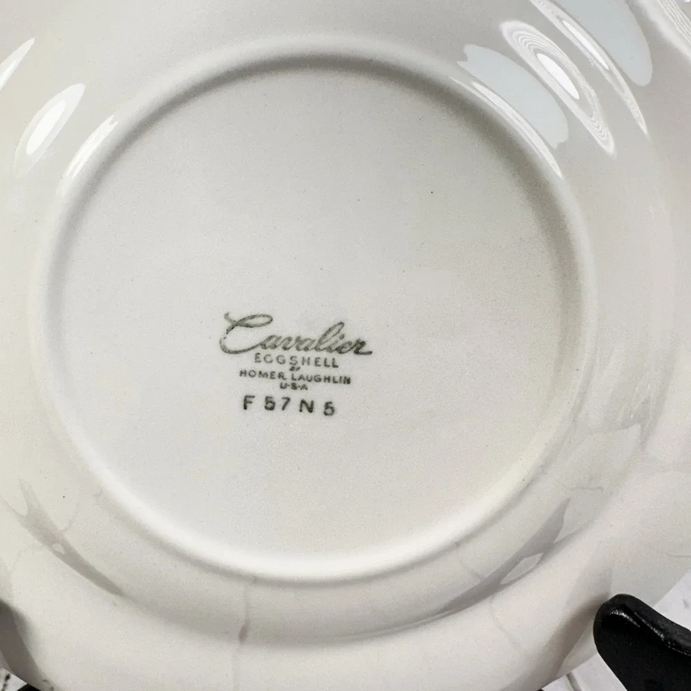 Homer Laughlin Barclay Cavelier Eggshell Pattern SALAD‎   Plate 7 Inch Pink